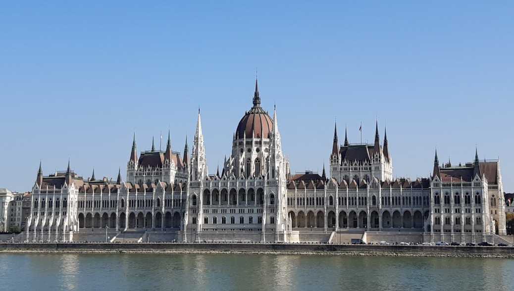 Budapest - die Perle an der majestätischen Donau.